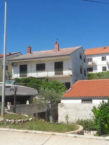 Apartments With A Parking Space Mali Losinj (losinj) - 15858