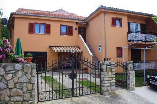 Apartamentos Julia 1