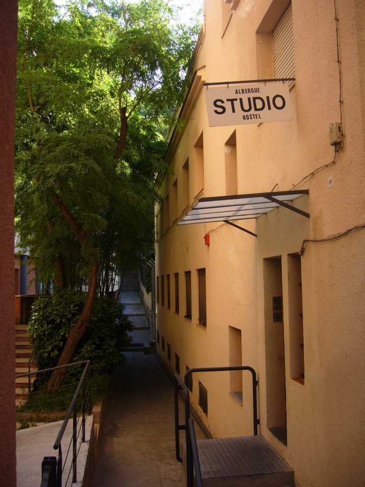 Hostal Albergue Studio
