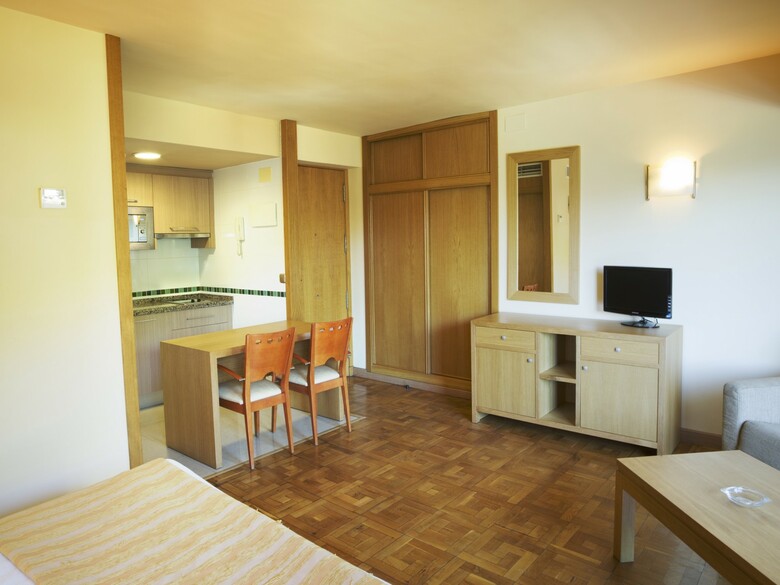 Apartamentos Ms Puerto Marina