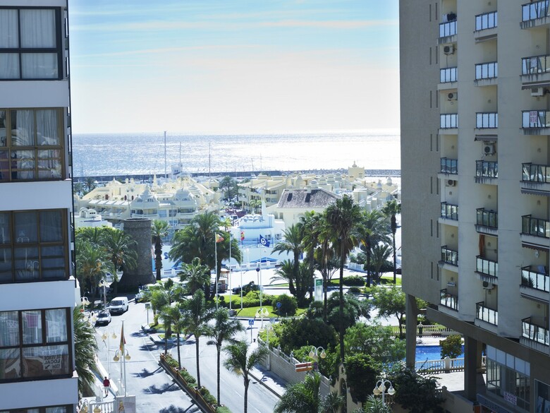 Apartamentos Ms Puerto Marina
