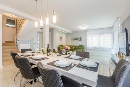 House Villa Olive Nika