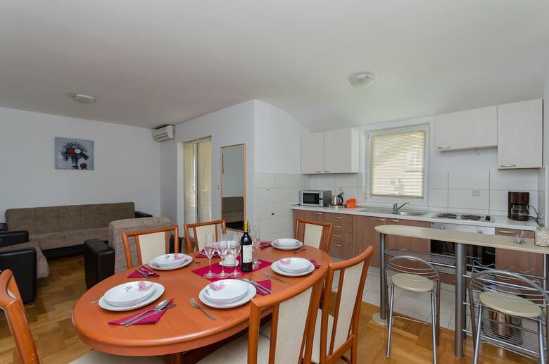 Apartments Dunja