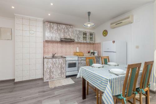 Apartment Malinska - Krk