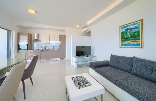 Apartments Hill Lux