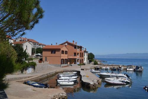 Apartments Myadria