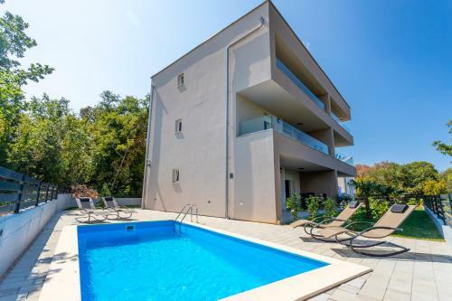 Apartamentos Villa Neda