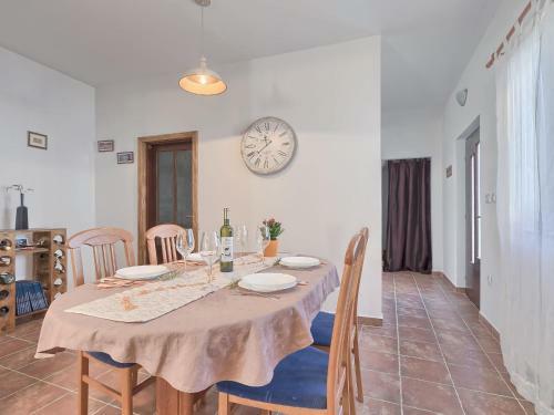 Peaceful Holiday Home In Marcana With A Handmade Fireplace