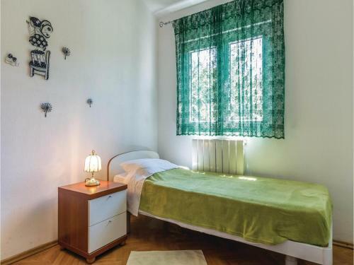 Three-bedroom Apartment In Marcana