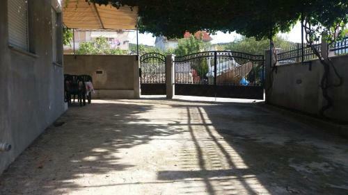 Apartments By The Sea Vinisce (trogir) - 11856