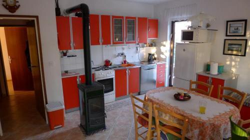 Apartments By The Sea Sevid (trogir) - 14337