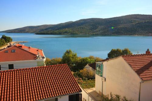Apartments By The Sea Marina (trogir) - 9443