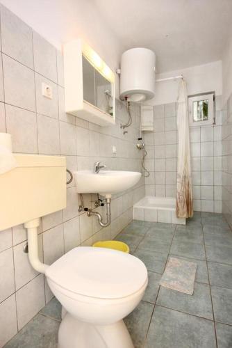 Apartments By The Sea Marina (trogir) - 9443