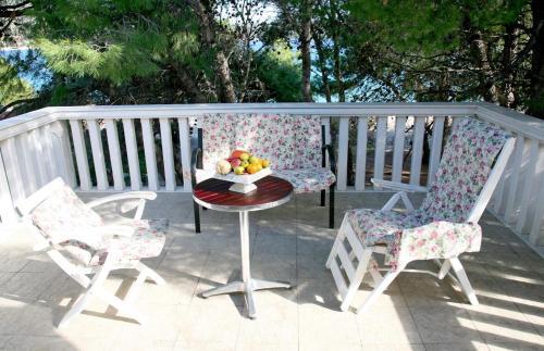 Apartments By The Sea Sevid (trogir) - 9125