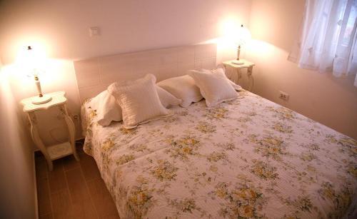 Apartments By The Sea Sevid (trogir) - 9125
