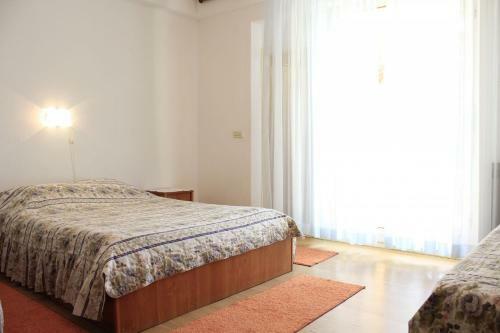 Apartments And Rooms Md