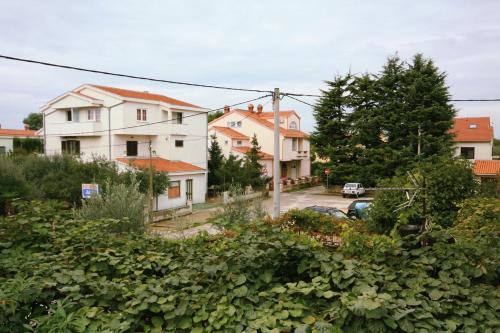 Apartments With A Parking Space Zadar - 5788