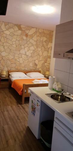 Hostal Guest House Renata