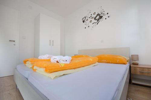 Apartments With A Parking Space Zadar - 13127