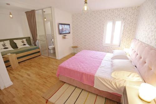 Hostal Triple Room Zadar 14030c