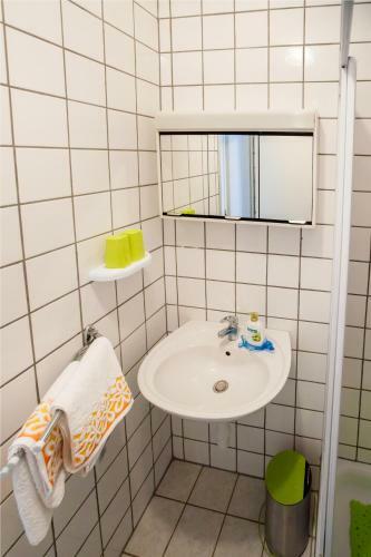 Hostal Friendly People's Guest House