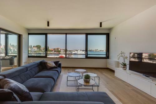 Luxury Apartment Olea With Jacuzzi & Pool