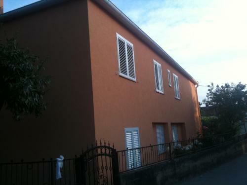Hostal Guest House Cvita