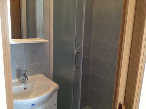 Hostal Guest House Cvita