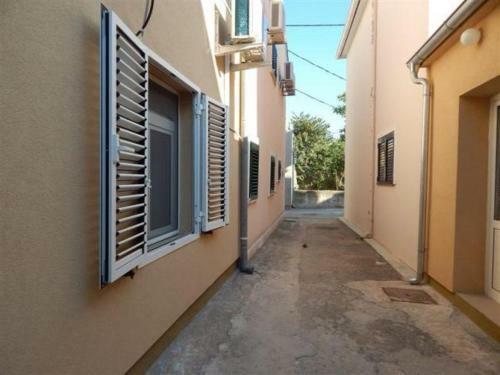 Apartments By The Sea Zadar - 11507
