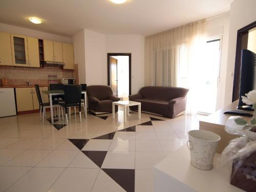 Apartment Skro�e.1