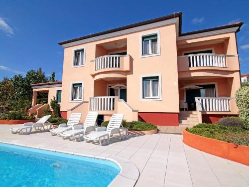 Apartment Skro�e.1