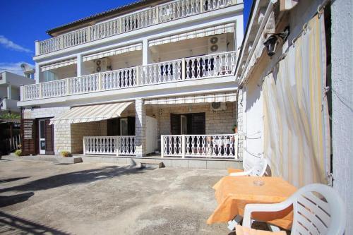 Apartment Zadar 5874b