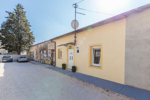 Apartamentos Liliana Townhouse
