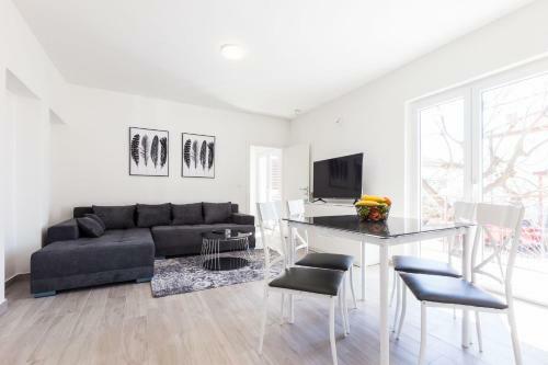 Hostal Nikola Apartments Free Parking Bbq