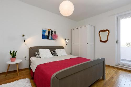 Apartments With Wifi Zadar - 15722