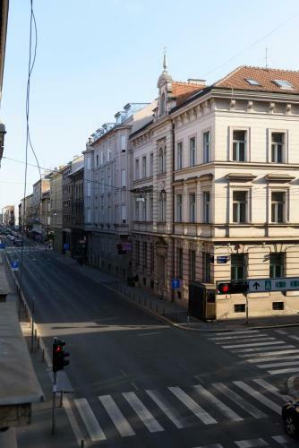 Apartments City Center