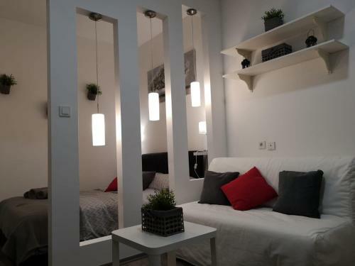 Studio Apartment Iva & Mia