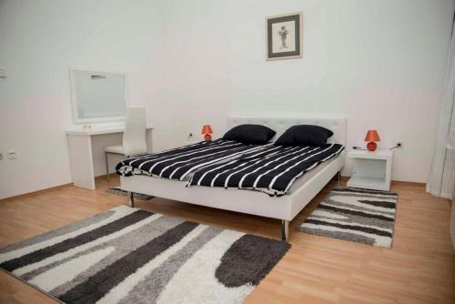 Apartments With Wifi Zagreb - 16085