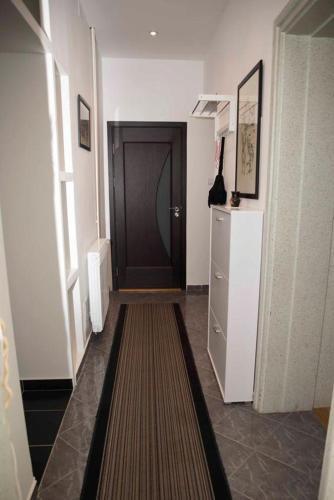 Apartments With Wifi Zagreb - 16085