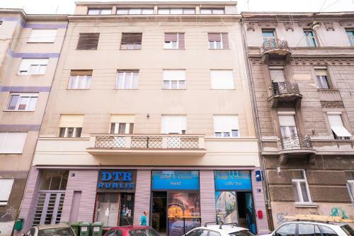 Boutique Hostel Kings N' Queens