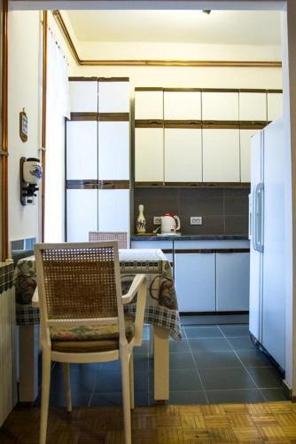 Apartments And Rooms With Wifi Zagreb - 15219