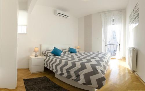 Apartments With Wifi Zagreb - 14045