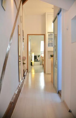 Studio Apartment White