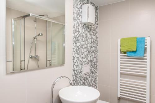 Loox Serviced Apartments