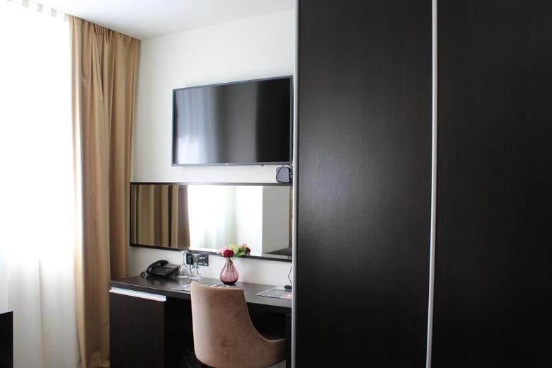 Hotel Diplomat