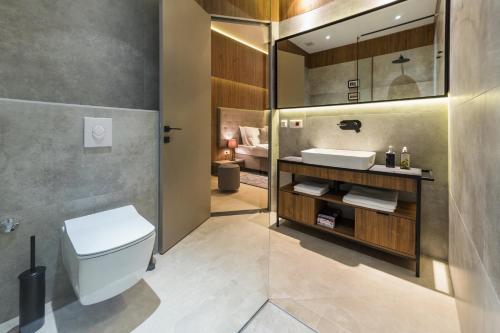 De?man Luxury Apartments