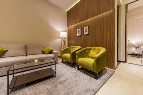 De?man Luxury Apartments