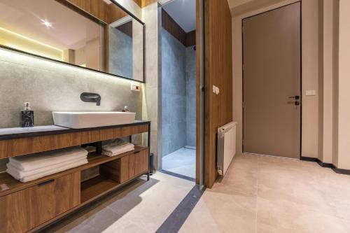 De?man Luxury Apartments
