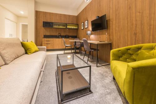 De?man Luxury Apartments