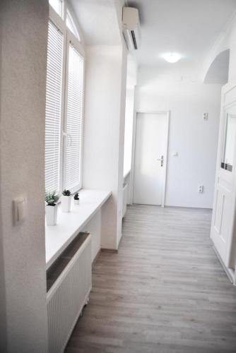 Apartments With Wifi Zagreb - 12046